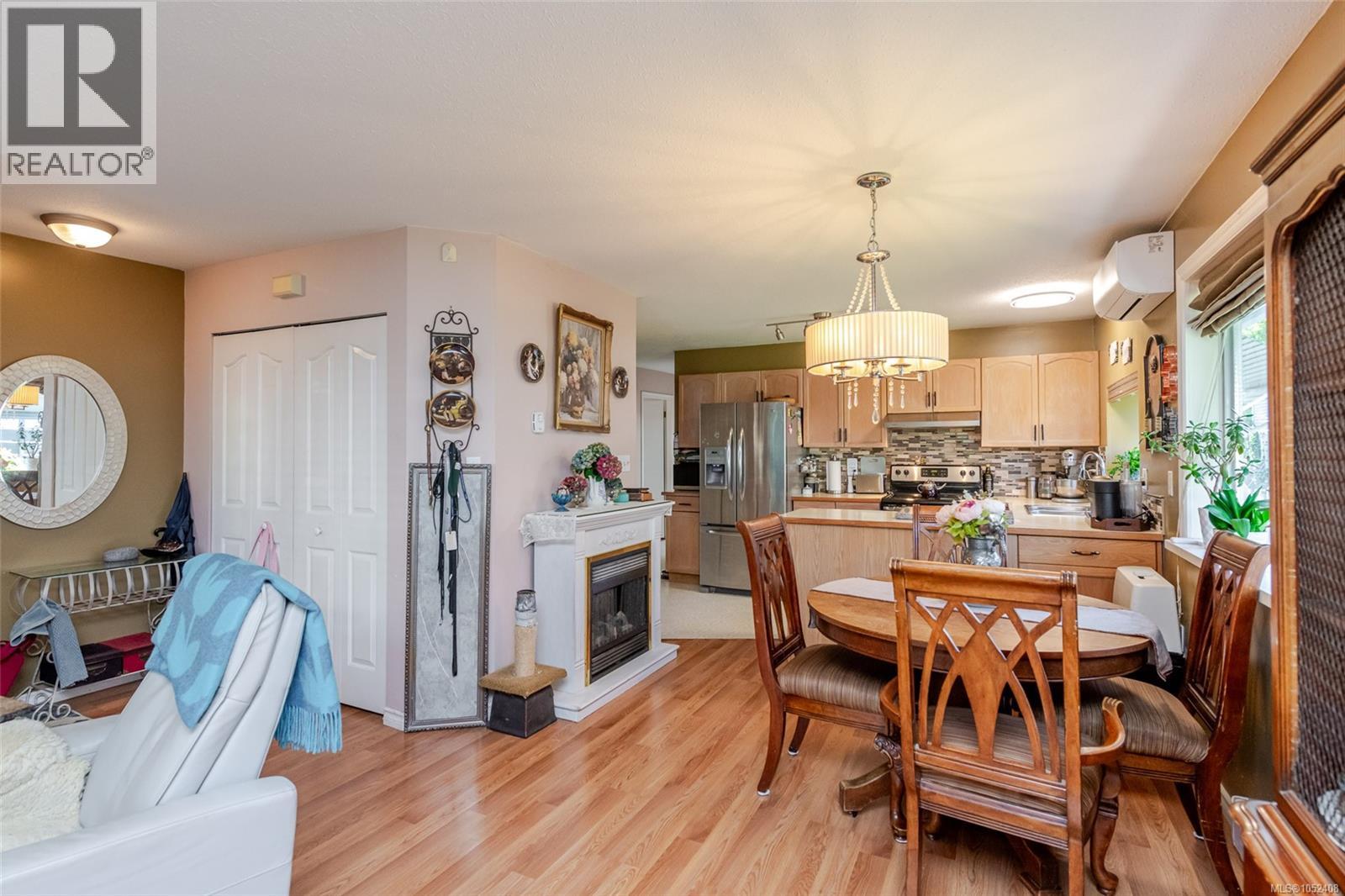 A 770 Park Pl Property Photo 10