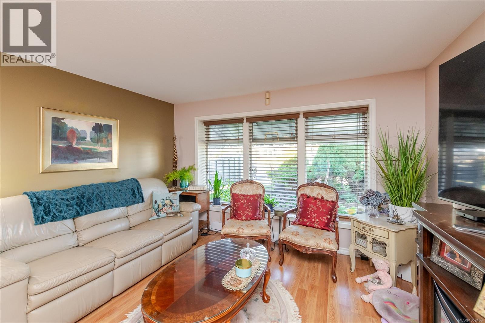 A 770 Park Pl Property Photo 11