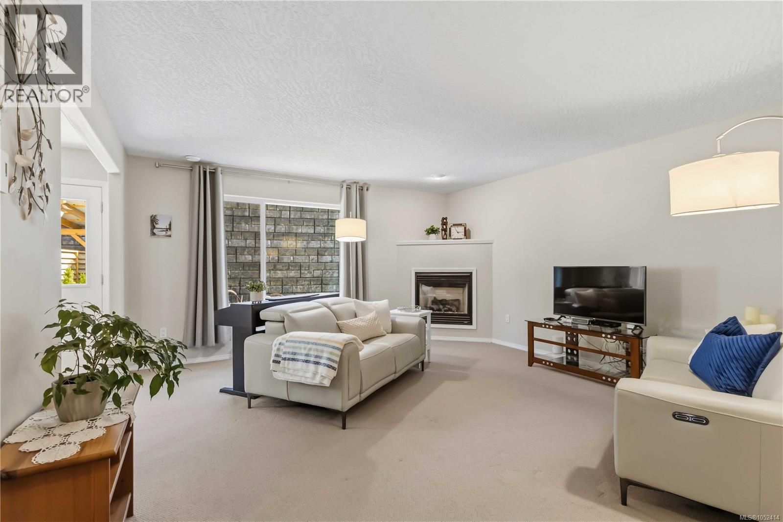 6711 Nott Pl Property Photo 5