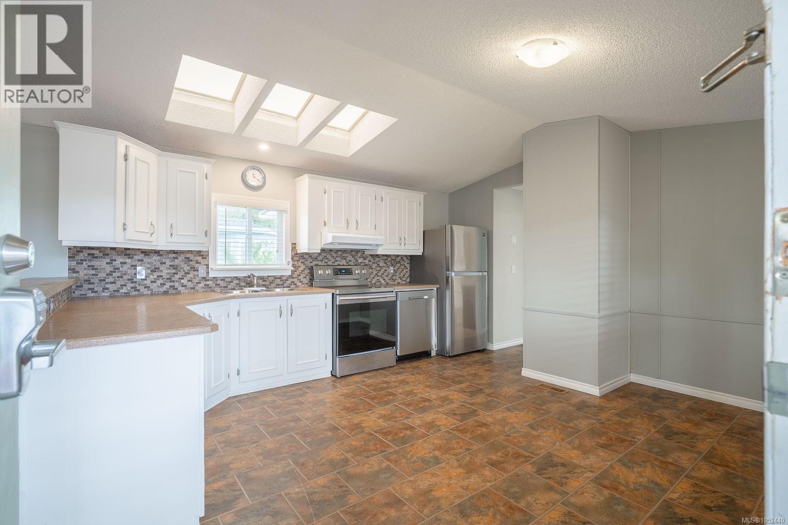 58 2301 Arbot Rd Property Photo 10
