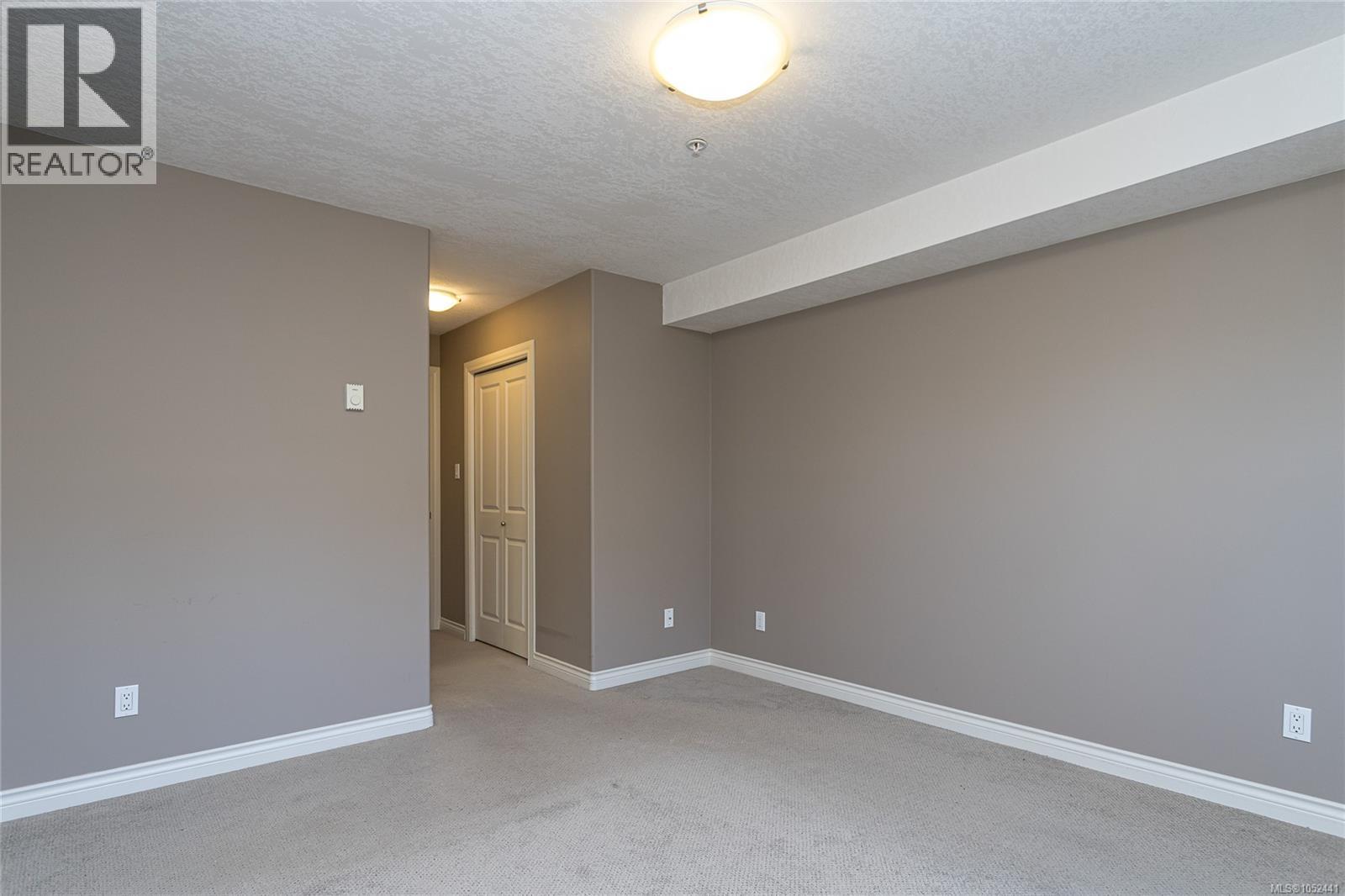 102 650 Dobson Rd Property Photo 14