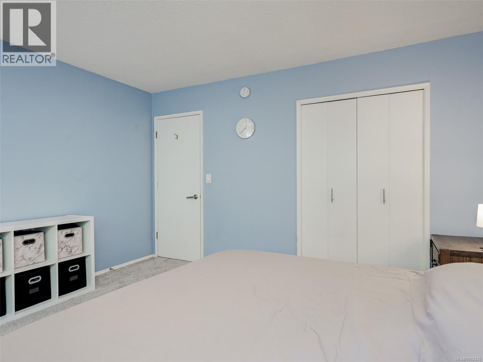 6429 Rodolph Rd Property Photo 8