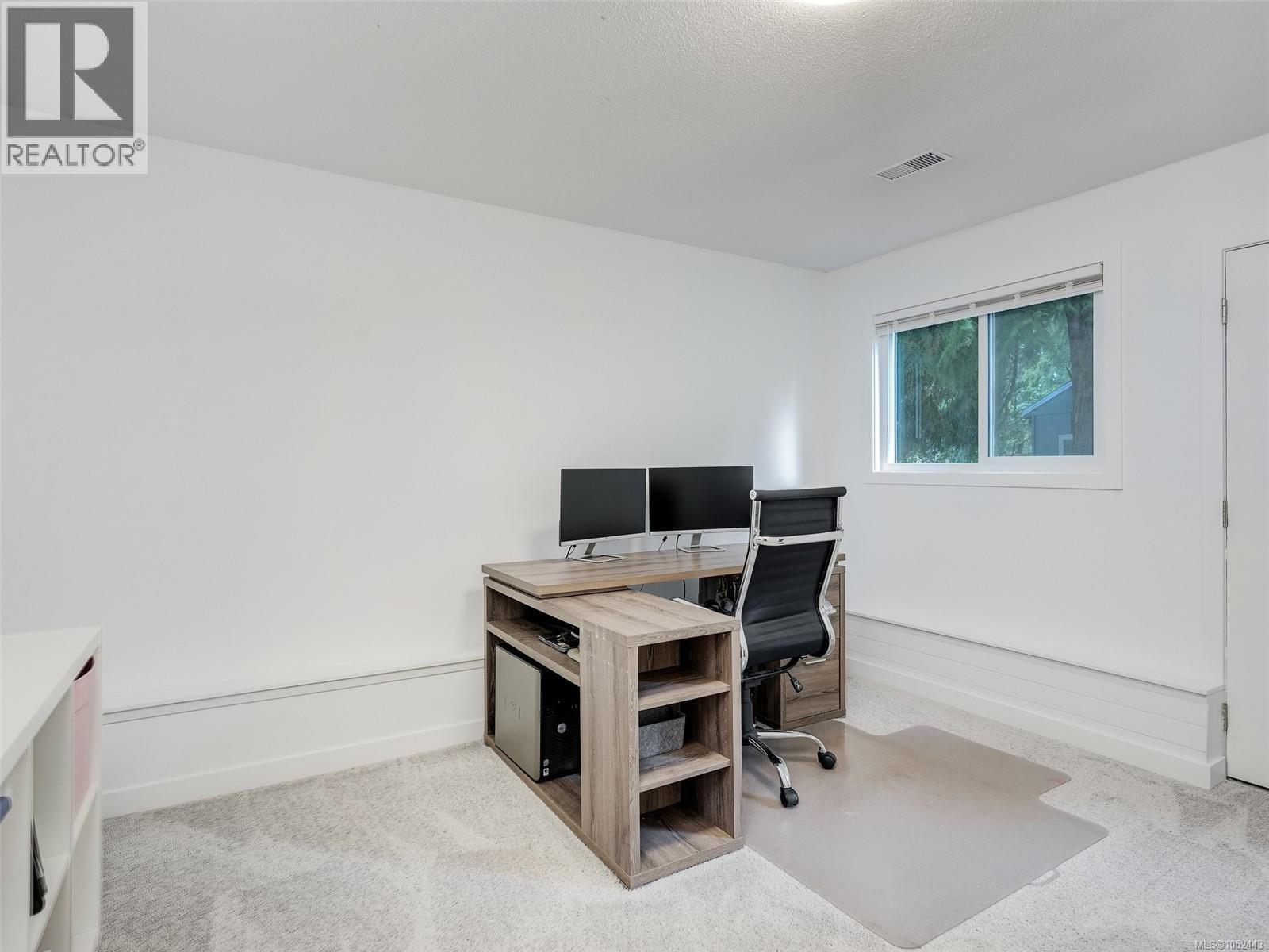 6429 Rodolph Rd Property Photo 16