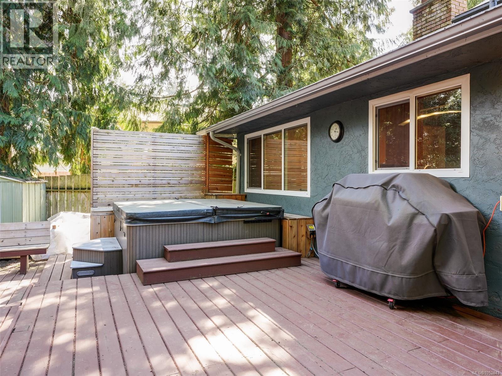 6429 Rodolph Rd Property Photo 19