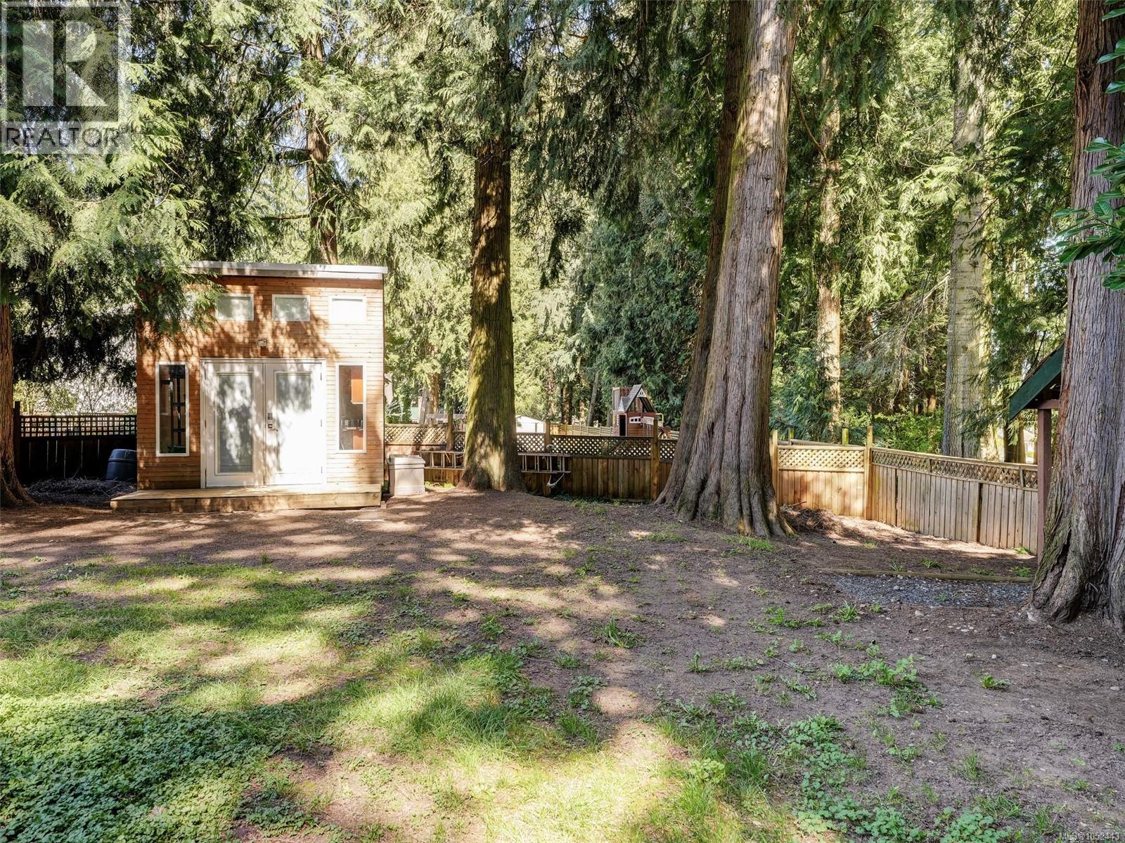 6429 Rodolph Rd Property Photo 21