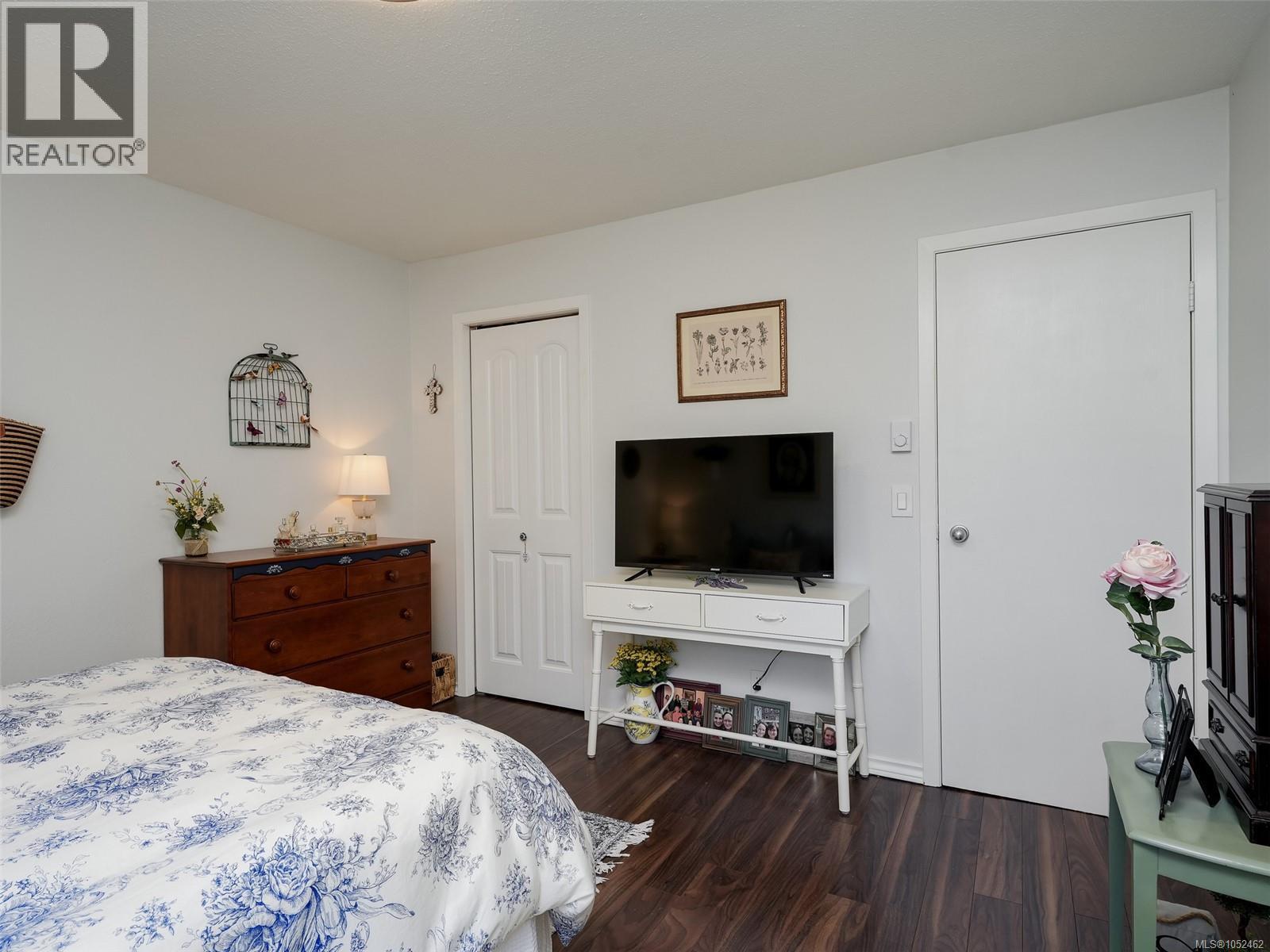 201 1215 Bay St Property Photo 13