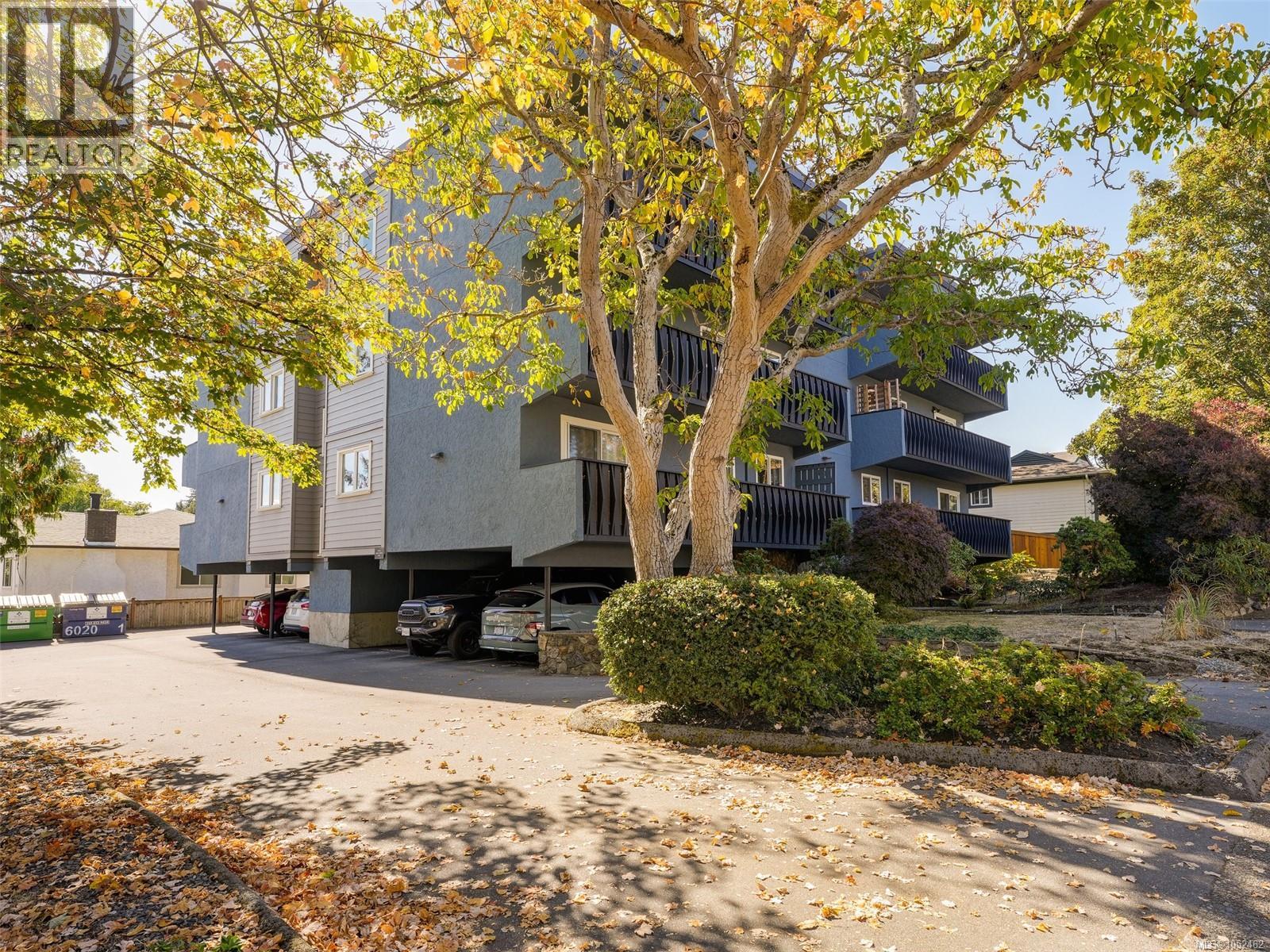 201 1215 Bay St Property Photo 25