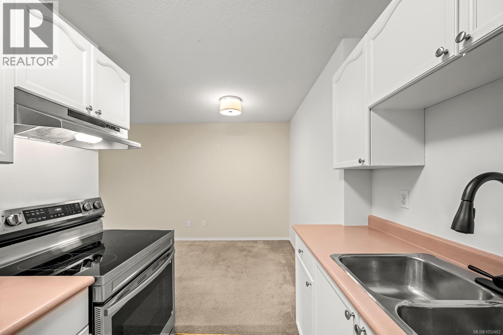311 1045 Cumberland Rd Property Photo 4