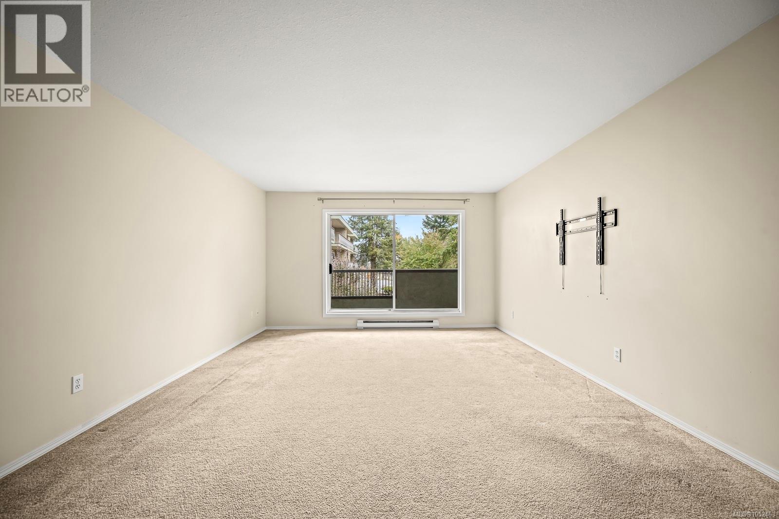 311 1045 Cumberland Rd Property Photo 12