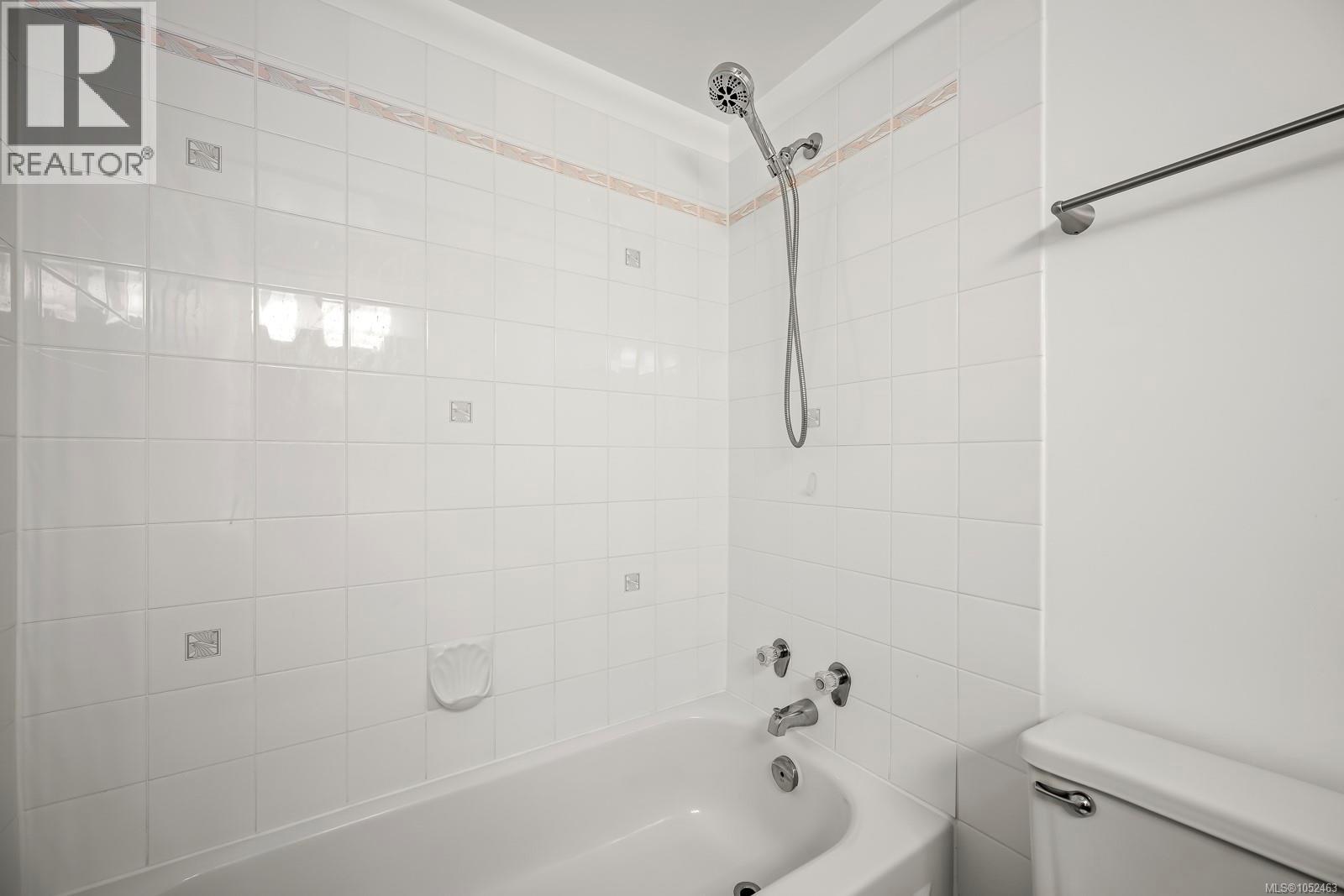 311 1045 Cumberland Rd Property Photo 13