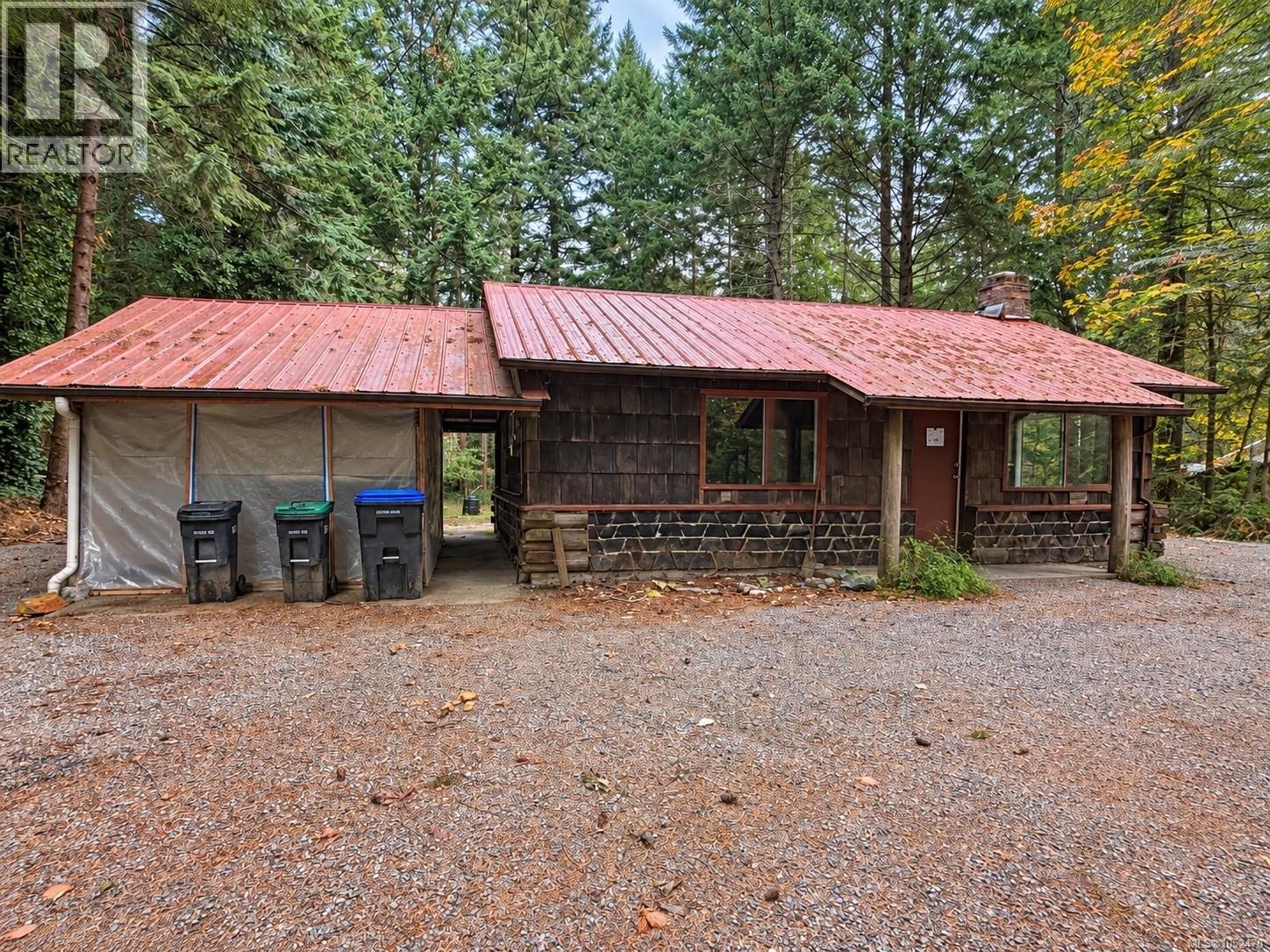 375 Decourcy Dr Property Photo 3