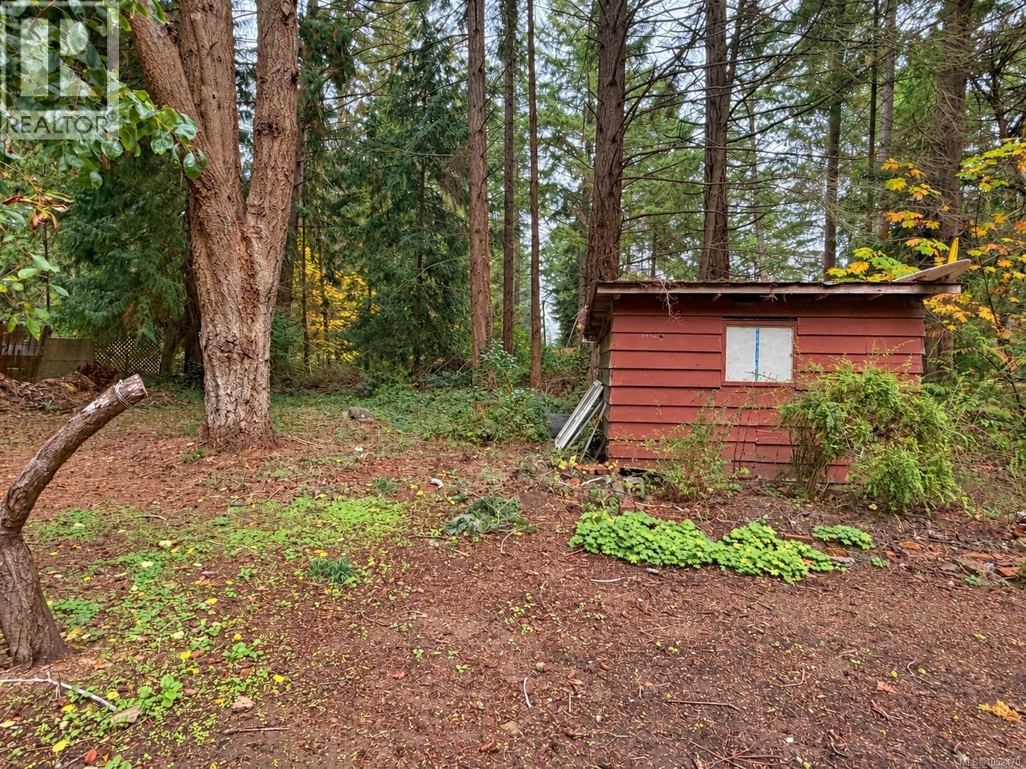 375 Decourcy Dr Property Photo 5