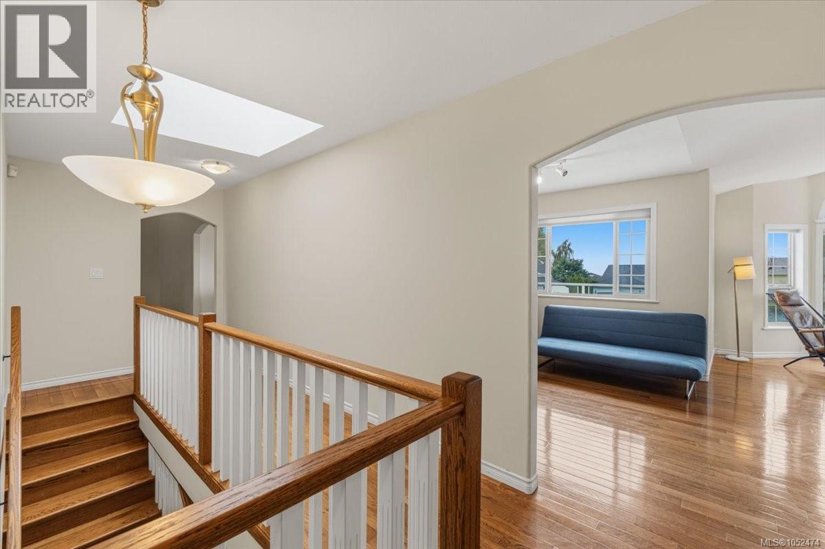 6439 Nidri Pl Property Photo 13