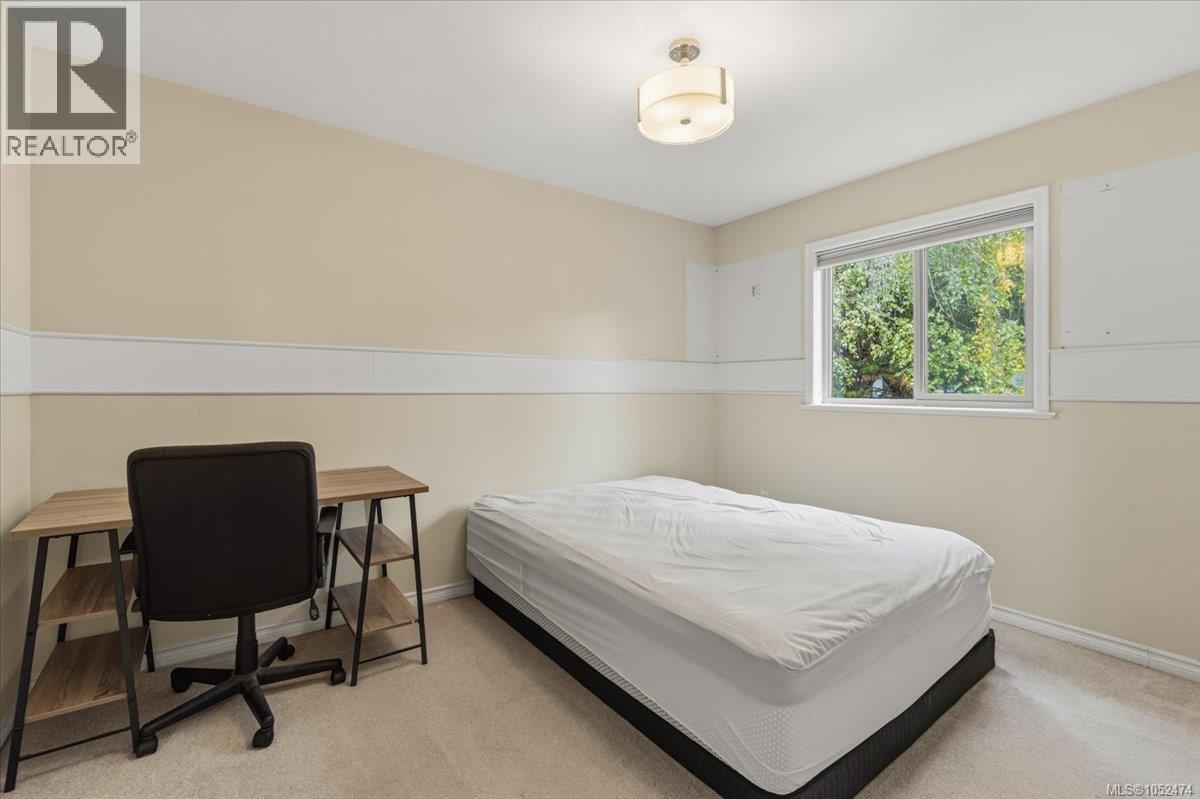 6439 Nidri Pl Property Photo 19