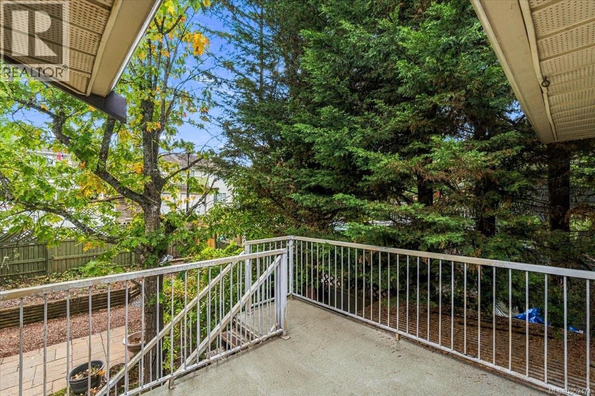 6439 Nidri Pl Property Photo 23