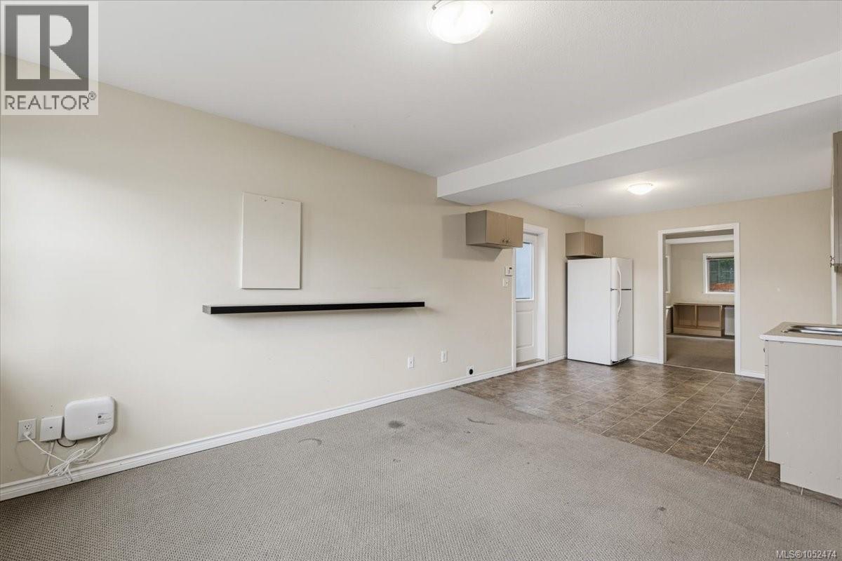 6439 Nidri Pl Property Photo 26
