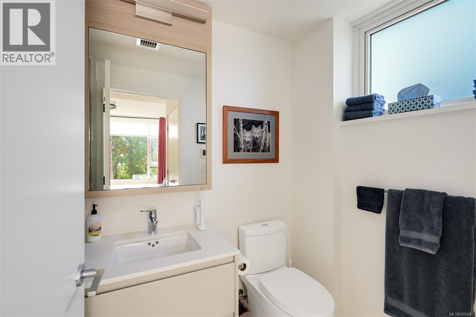 307 550 Michigan St Property Photo 24