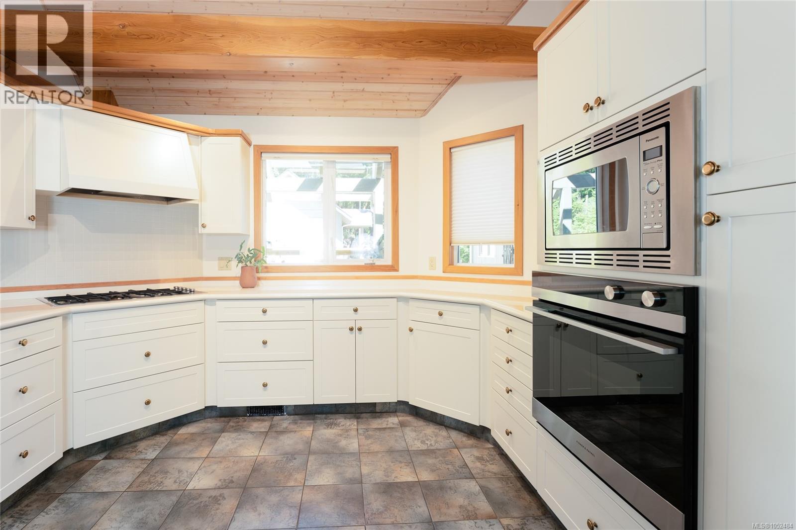 154 Cormorant Cres Property Photo 22