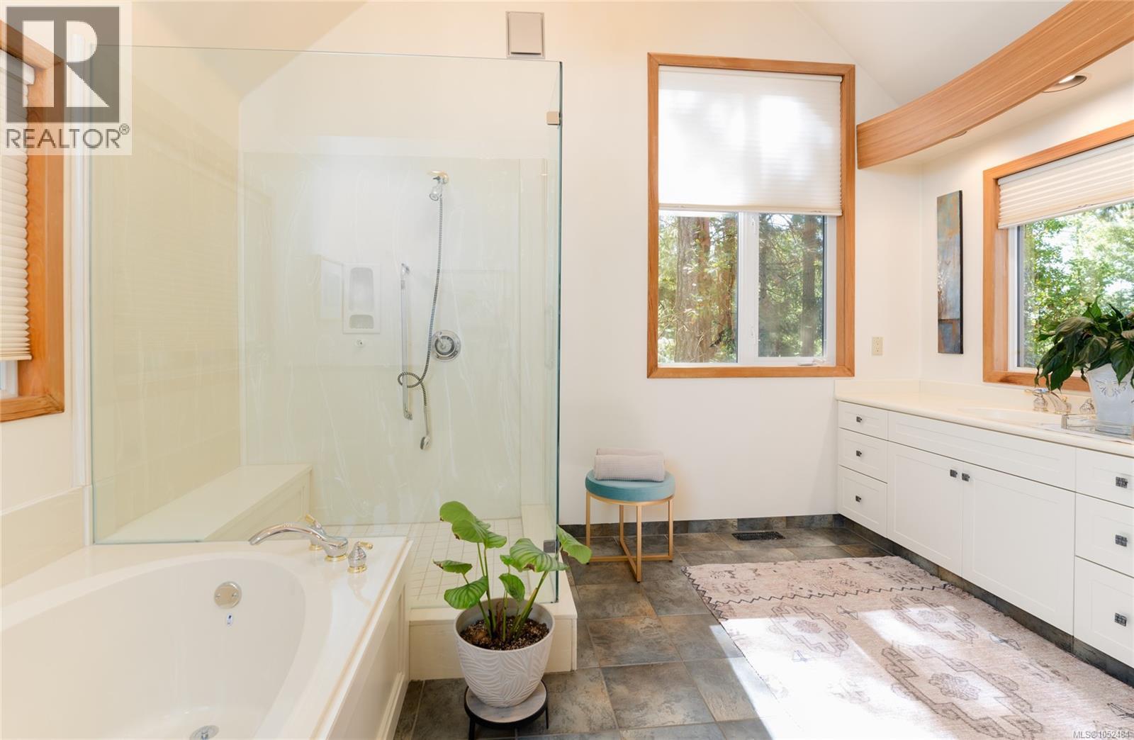 154 Cormorant Cres Property Photo 30