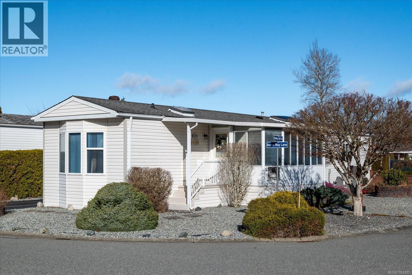 1839 Valley Oak Dr Property Photo 47