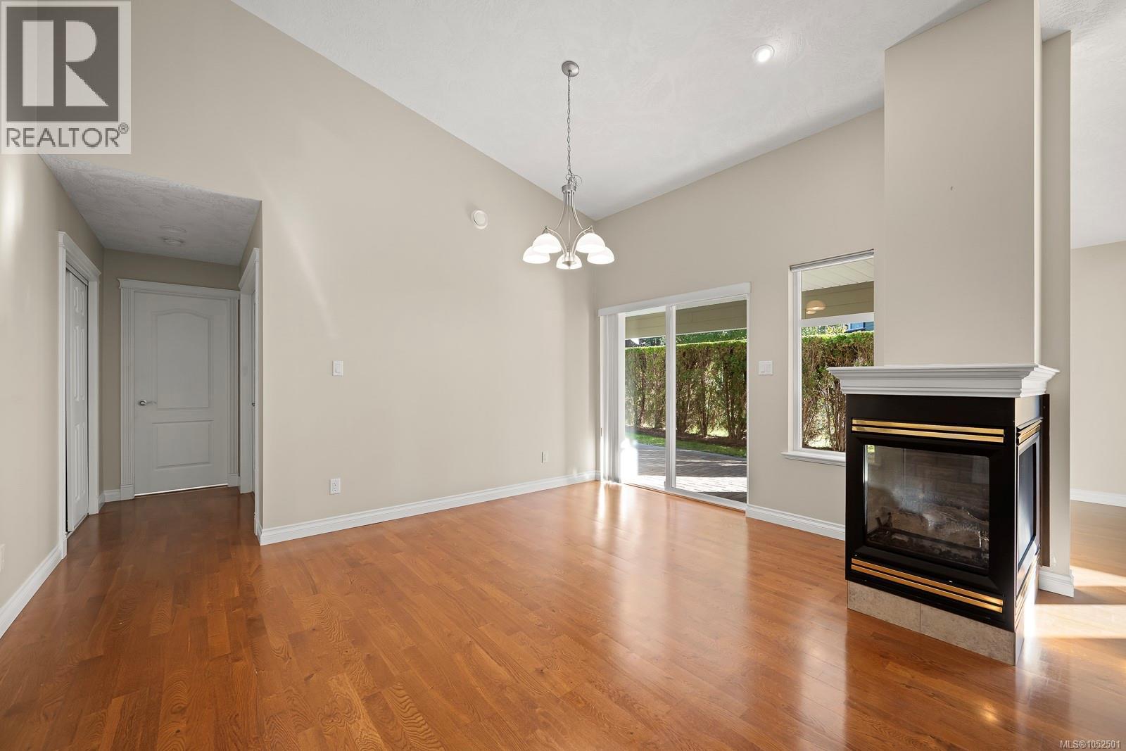 112 44 Anderton Ave Property Photo 5