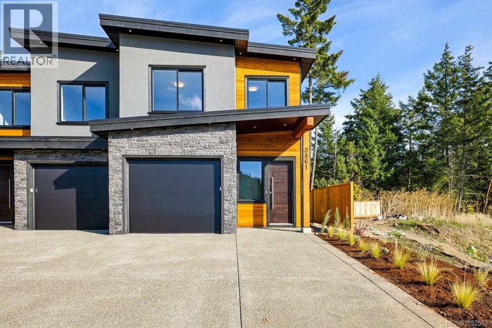 3861 Olympian Way Property Photo 3