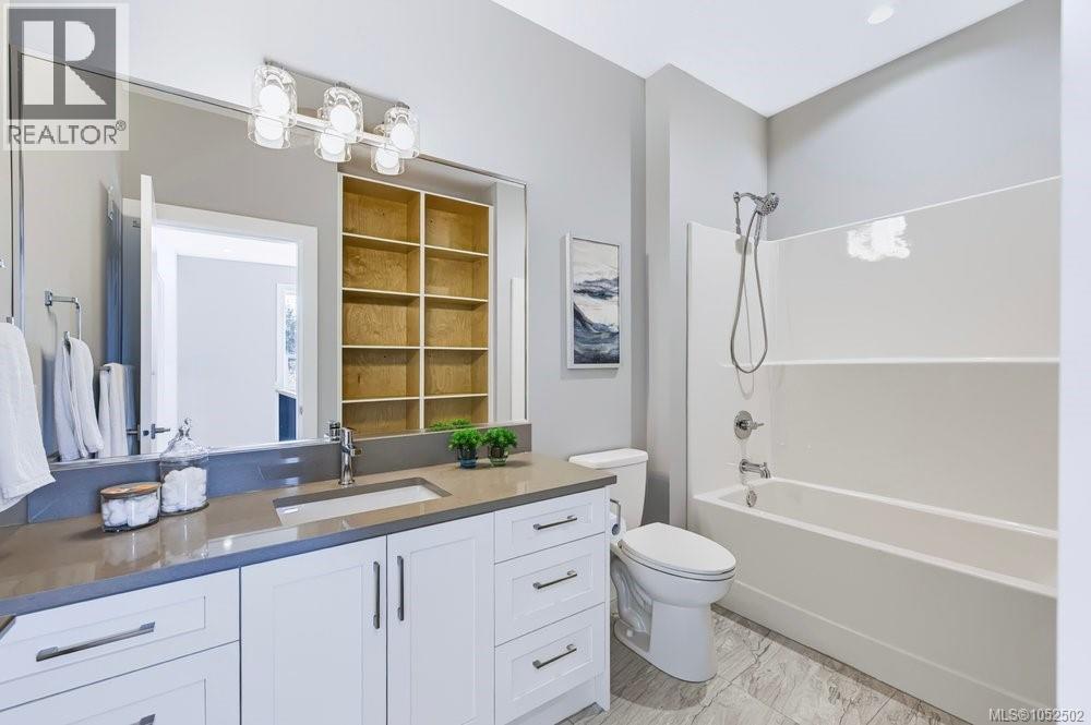 3861 Olympian Way Property Photo 37