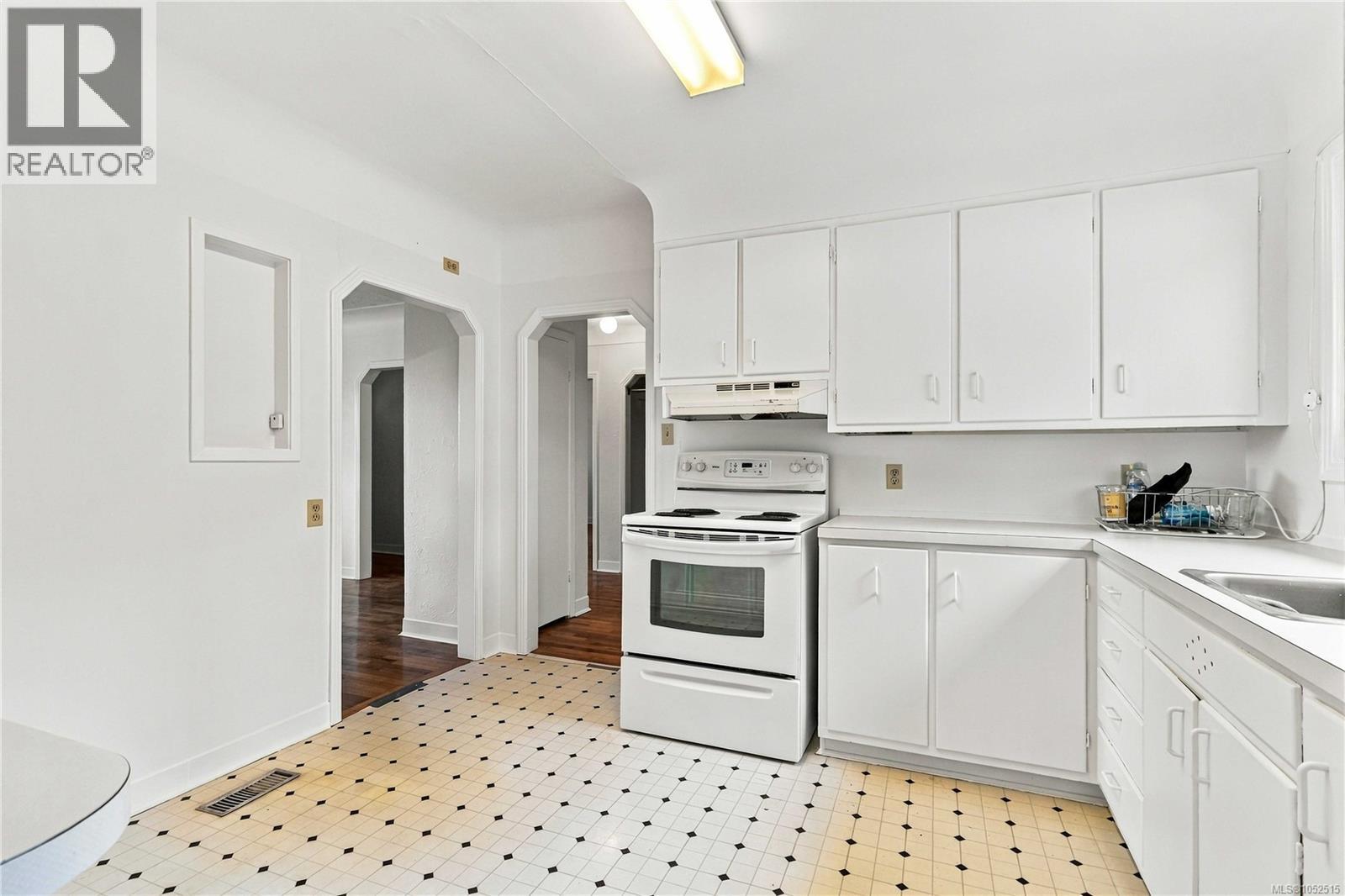 3904 Wilkinson Rd Property Photo 19