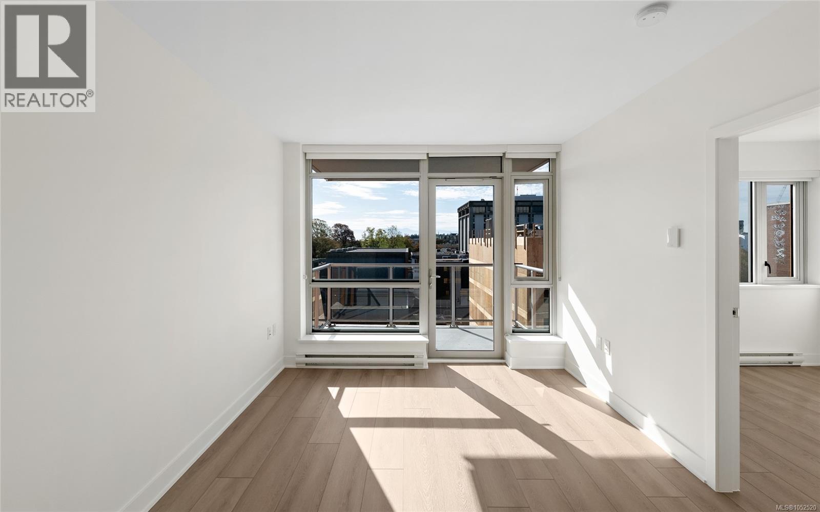 608 838 Broughton St Property Photo 9