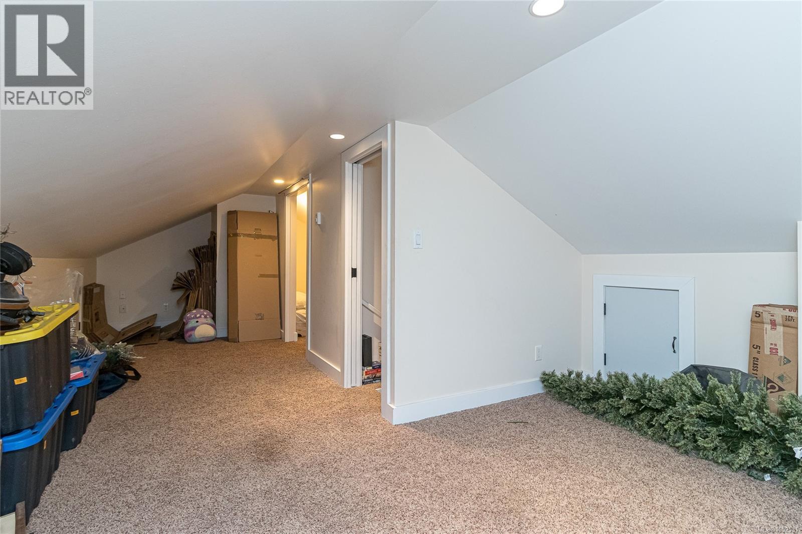 1232 Effingham St Property Photo 33