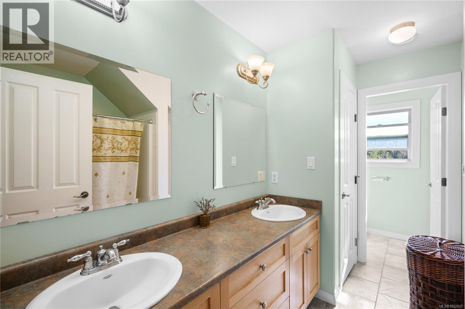 762 Memory Lane Property Photo 35