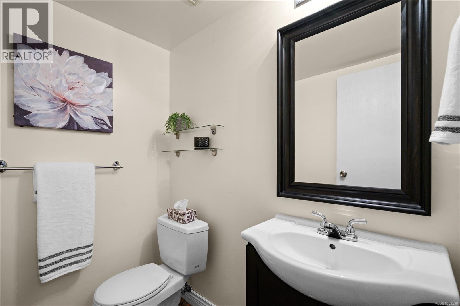 214 2520 Wark St Property Photo 19