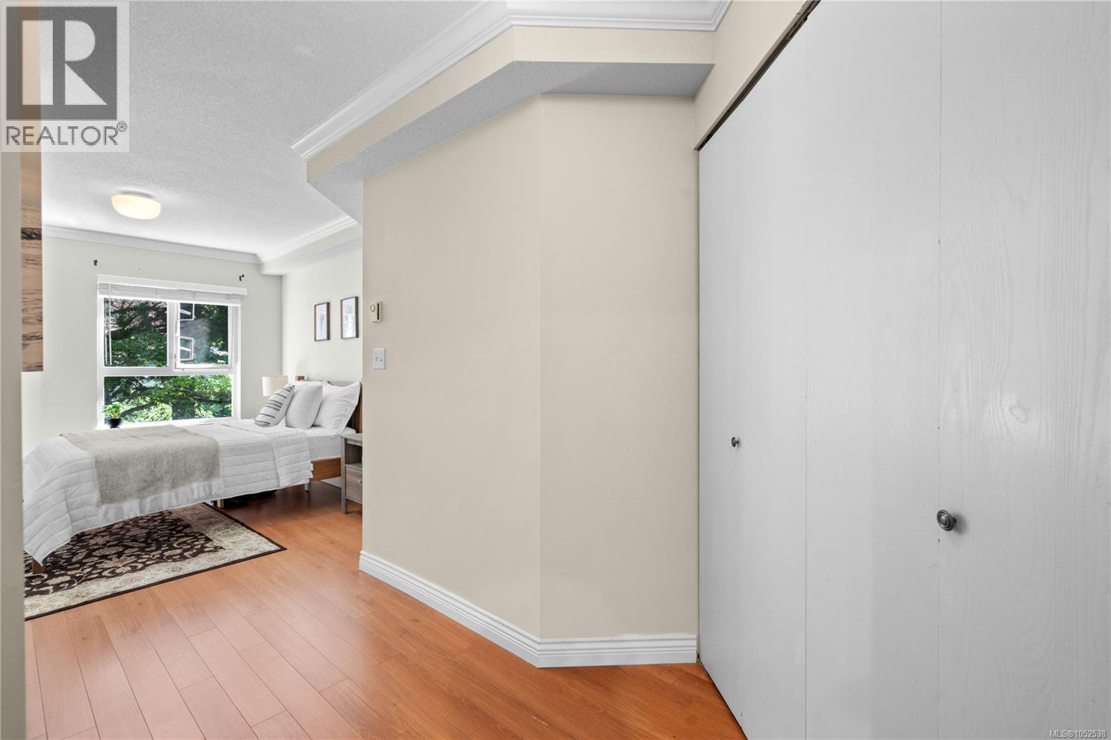 214 2520 Wark St Property Photo 20