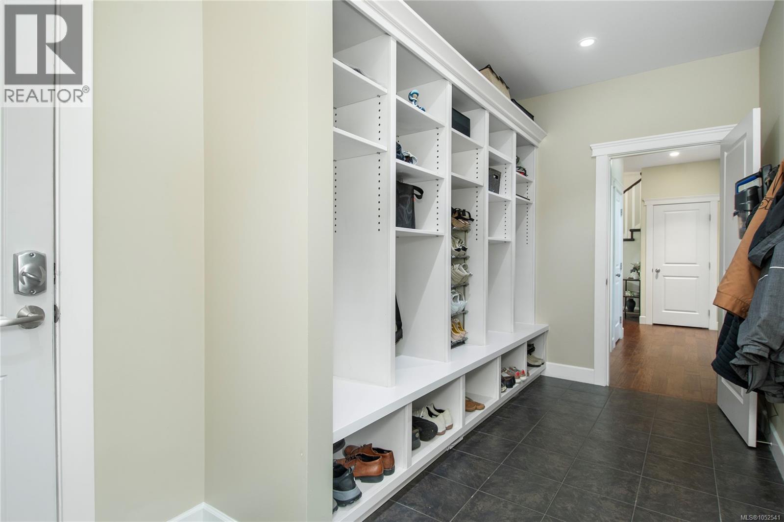 155 Redonda Way Property Photo 23