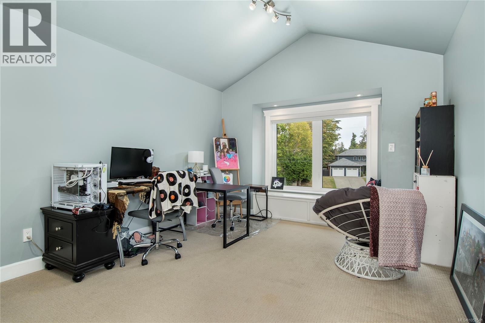 155 Redonda Way Property Photo 35