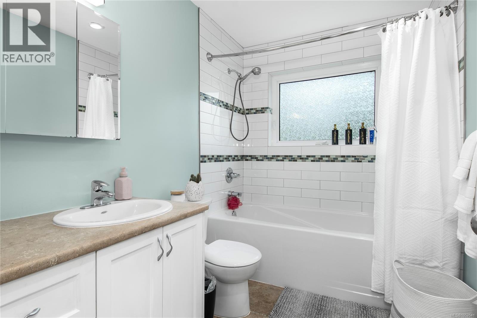 155 Redonda Way Property Photo 37