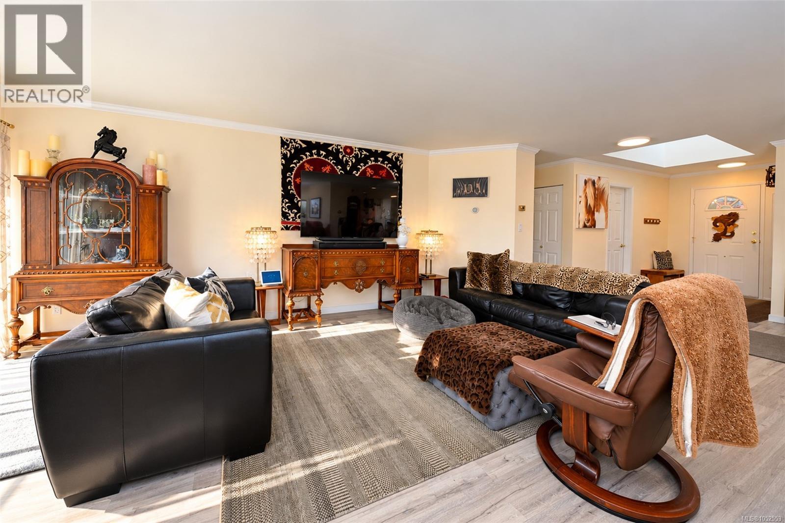 3601 Arbutus Dr N Property Photo 9
