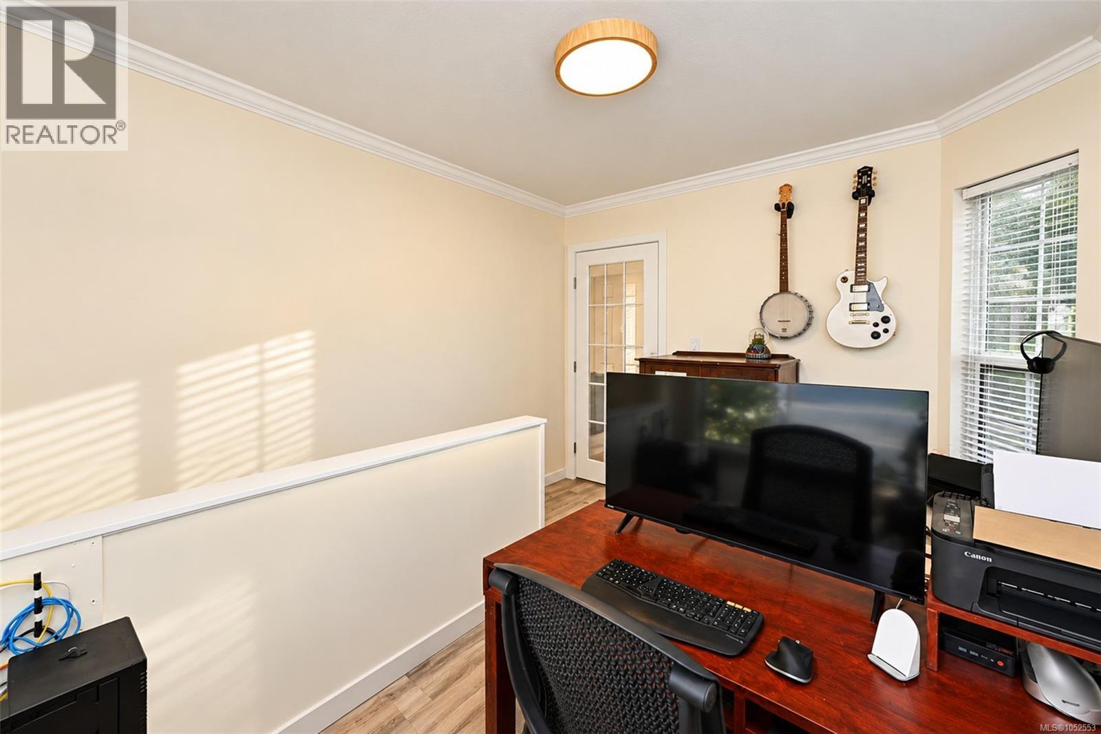 3601 Arbutus Dr N Property Photo 21