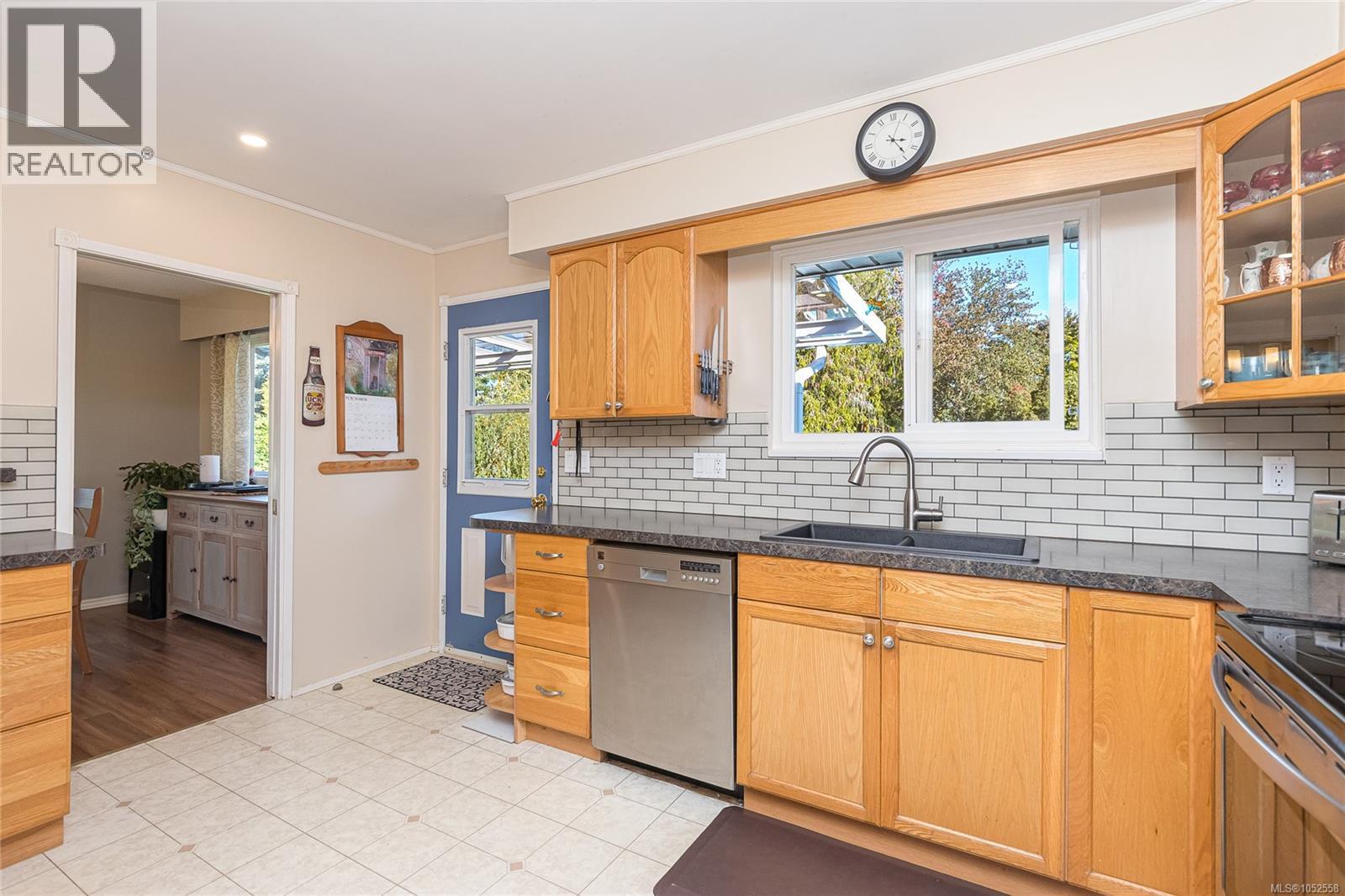 1650 Yeo St Property Photo 11