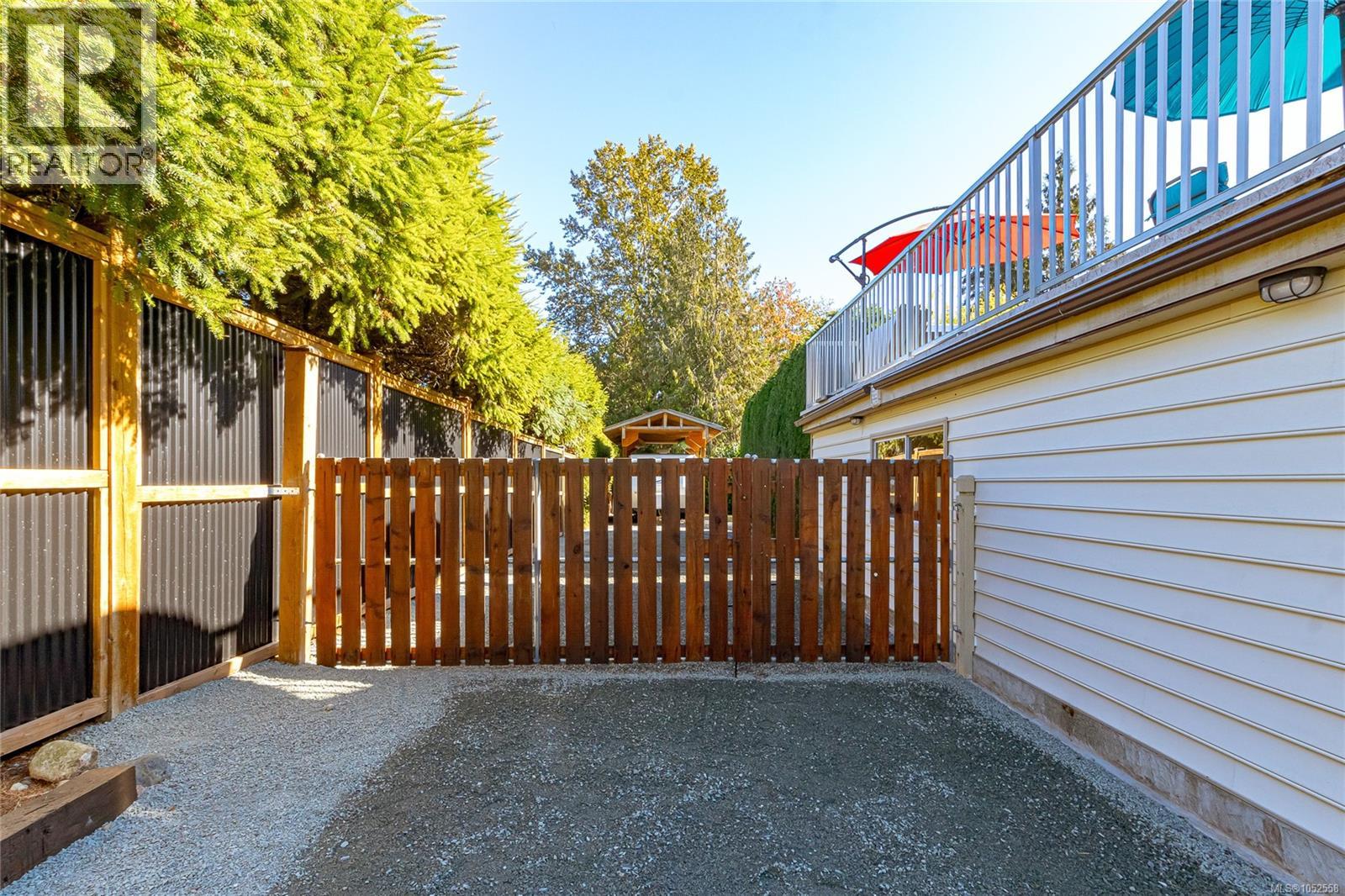 1650 Yeo St Property Photo 44