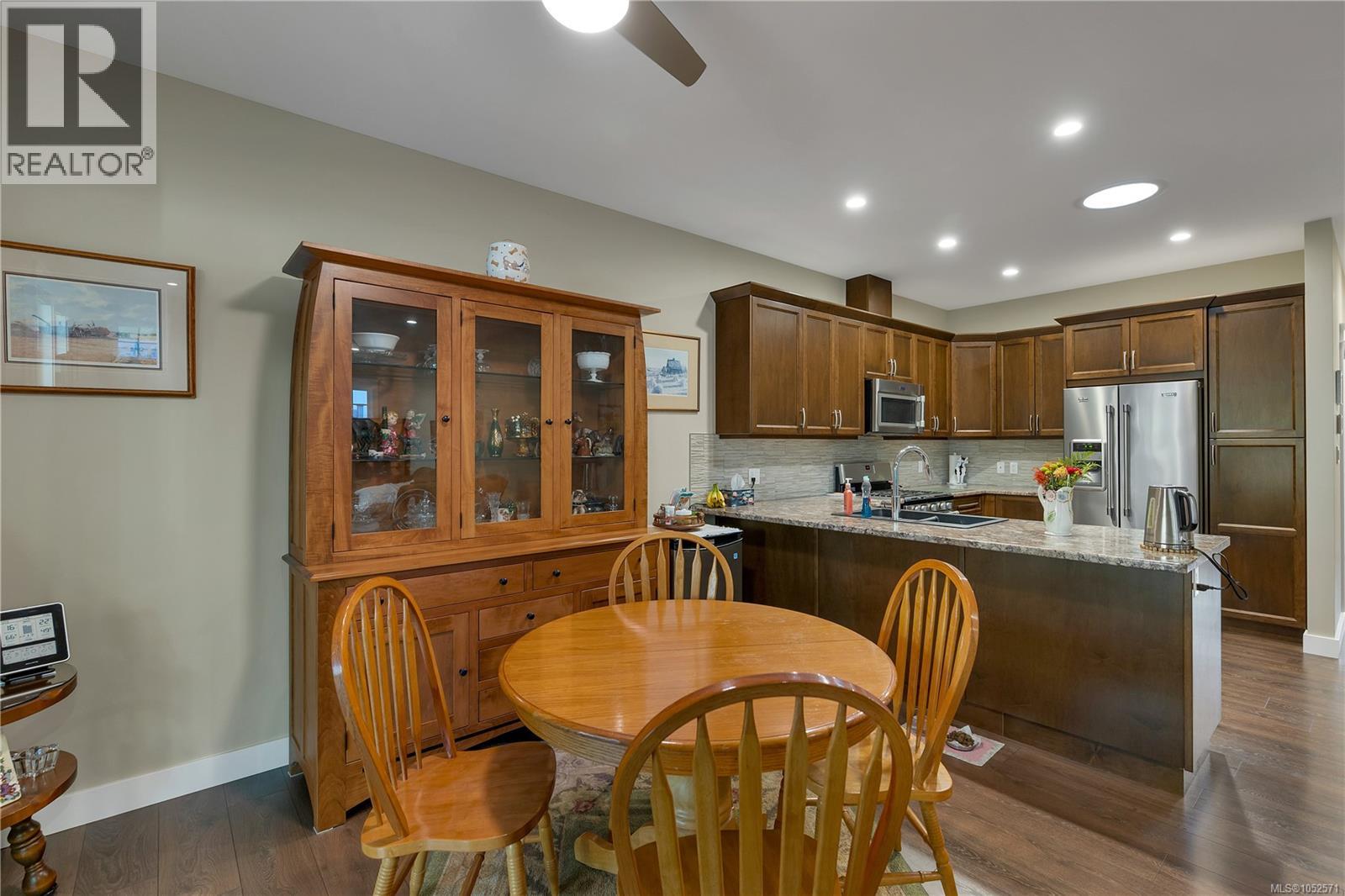 17 2991 North Beach Dr Property Photo 8
