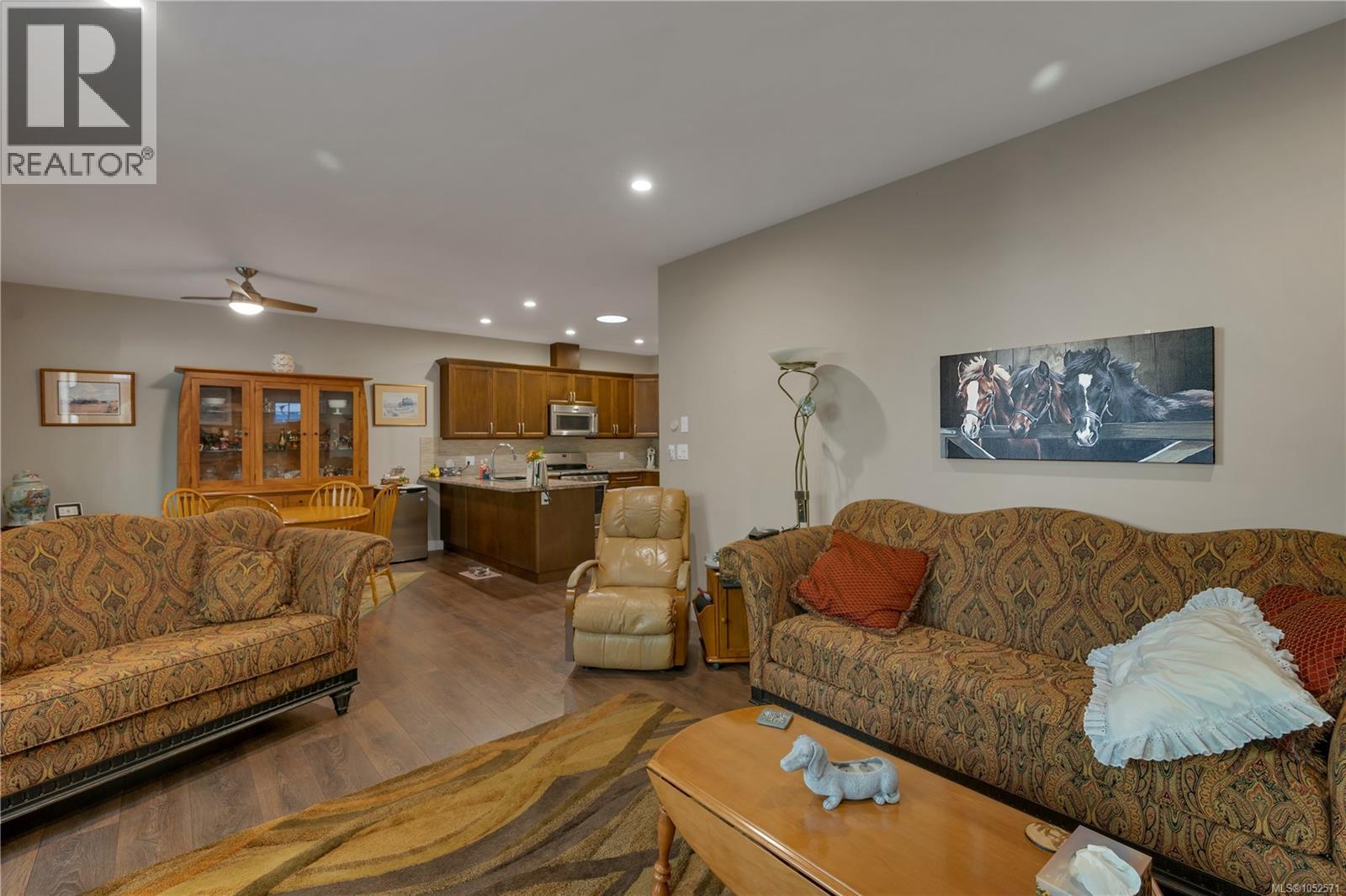17 2991 North Beach Dr Property Photo 13