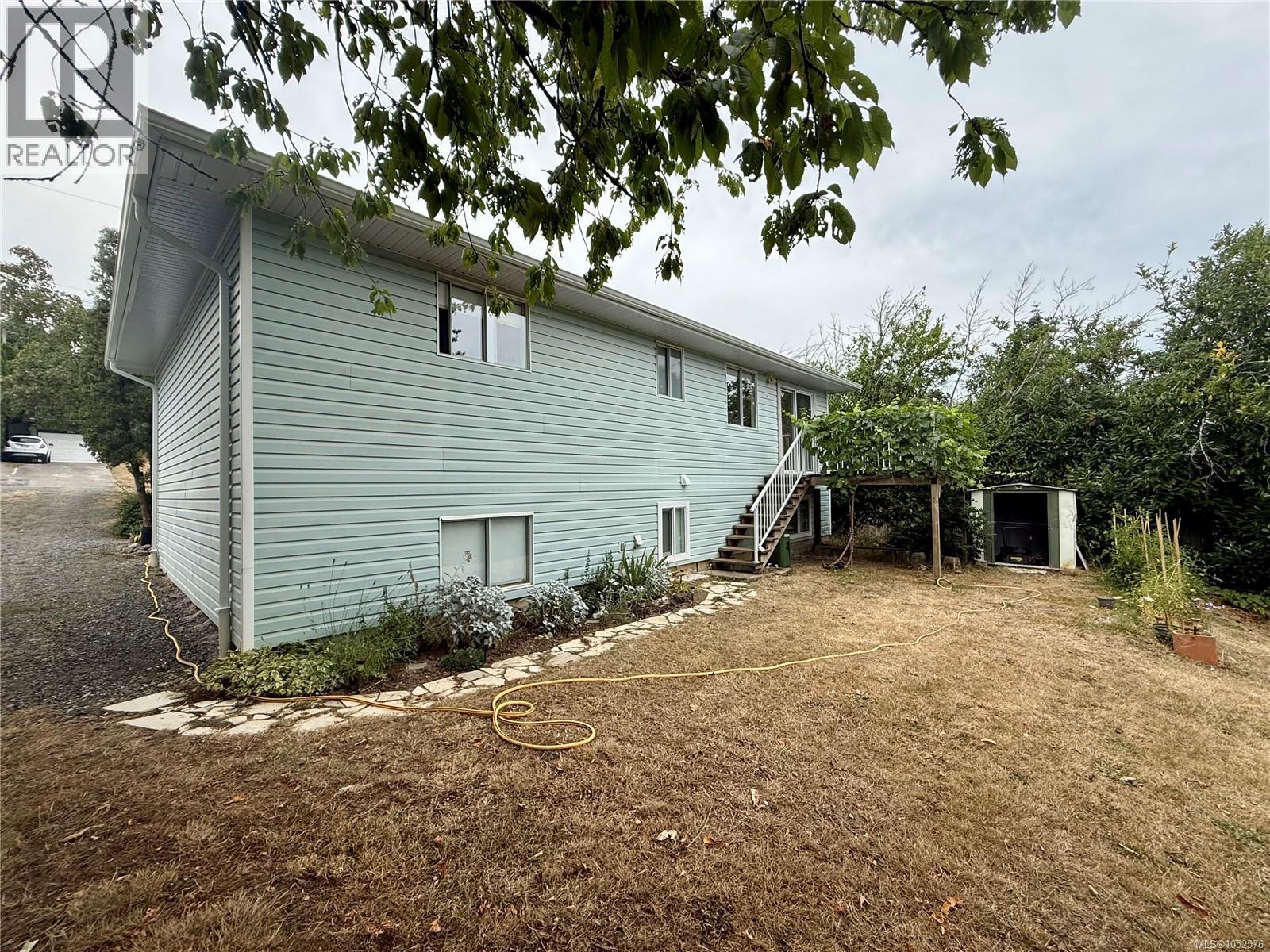 6185 Palahi Rd Property Photo 3