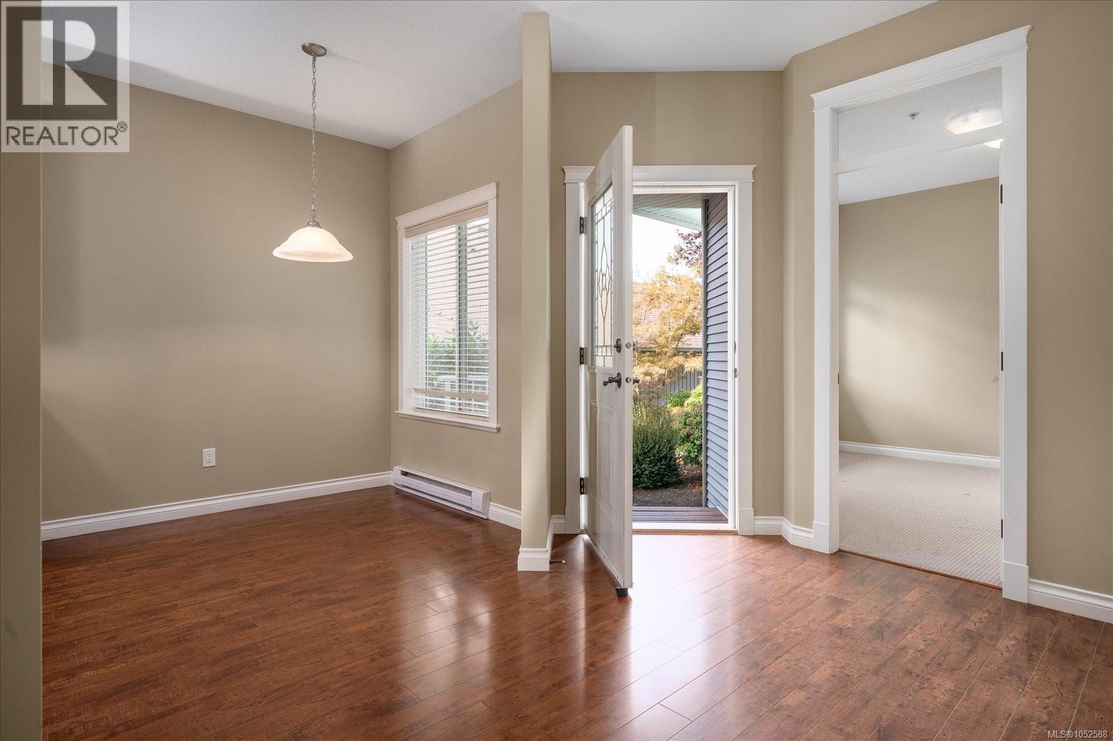 2403 Parveen Pl Property Photo 27
