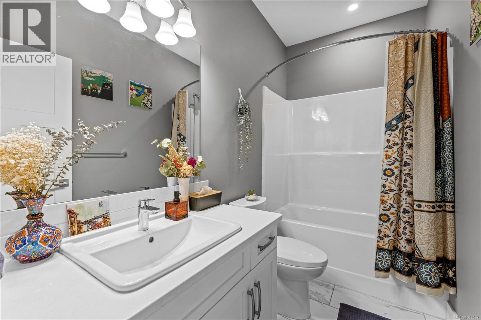 476 Machleary St Property Photo 20
