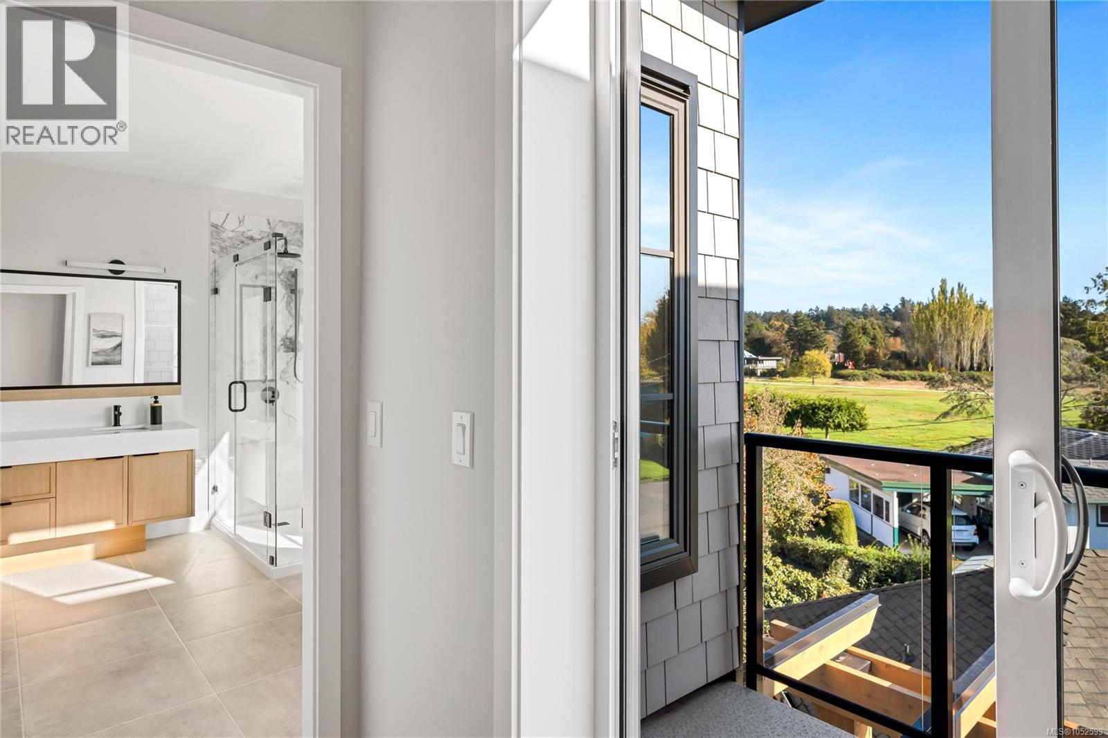11 2590 Penrhyn St Property Photo 41