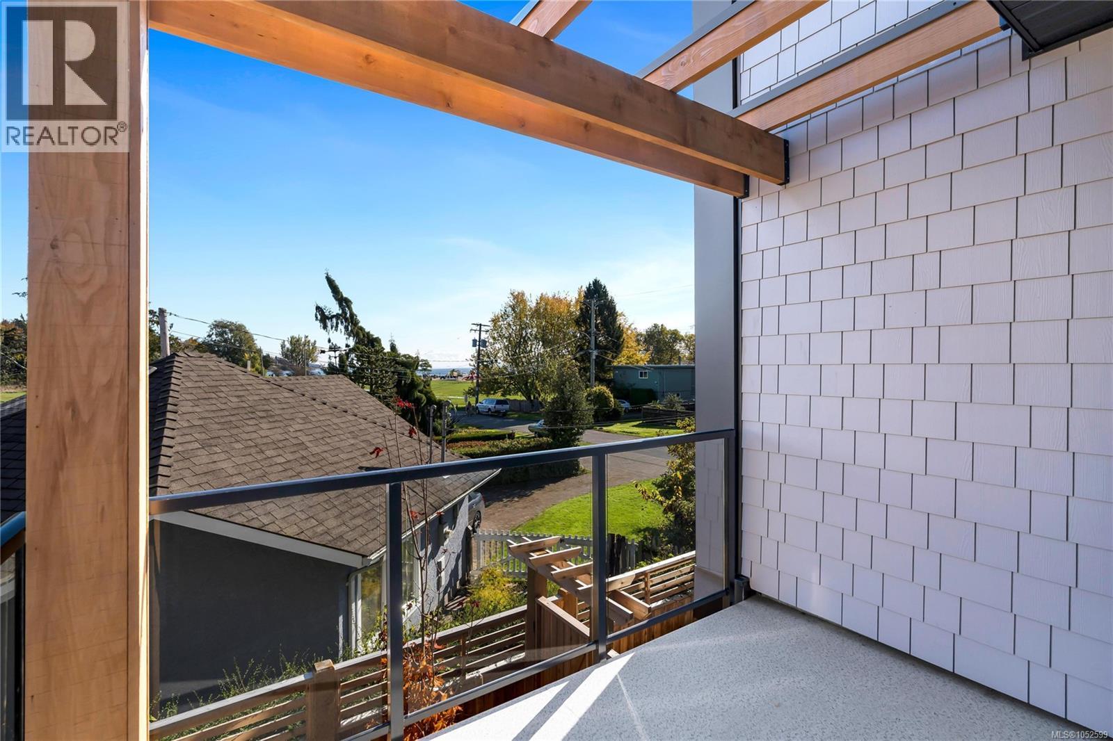 11 2590 Penrhyn St Property Photo 46