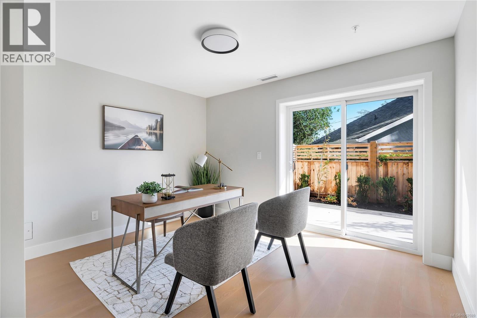 11 2590 Penrhyn St Property Photo 53