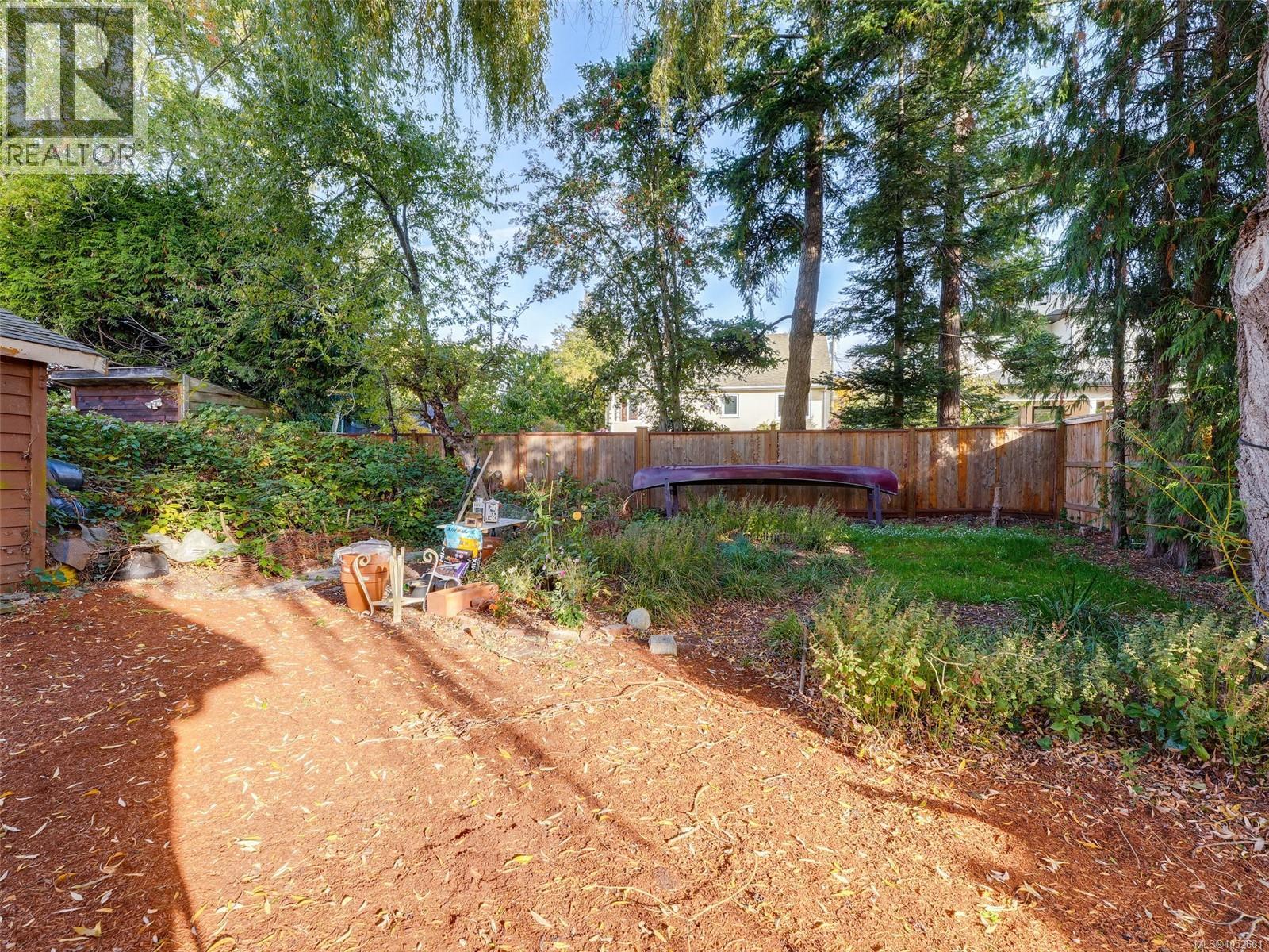 1882 Neil St Property Photo 21