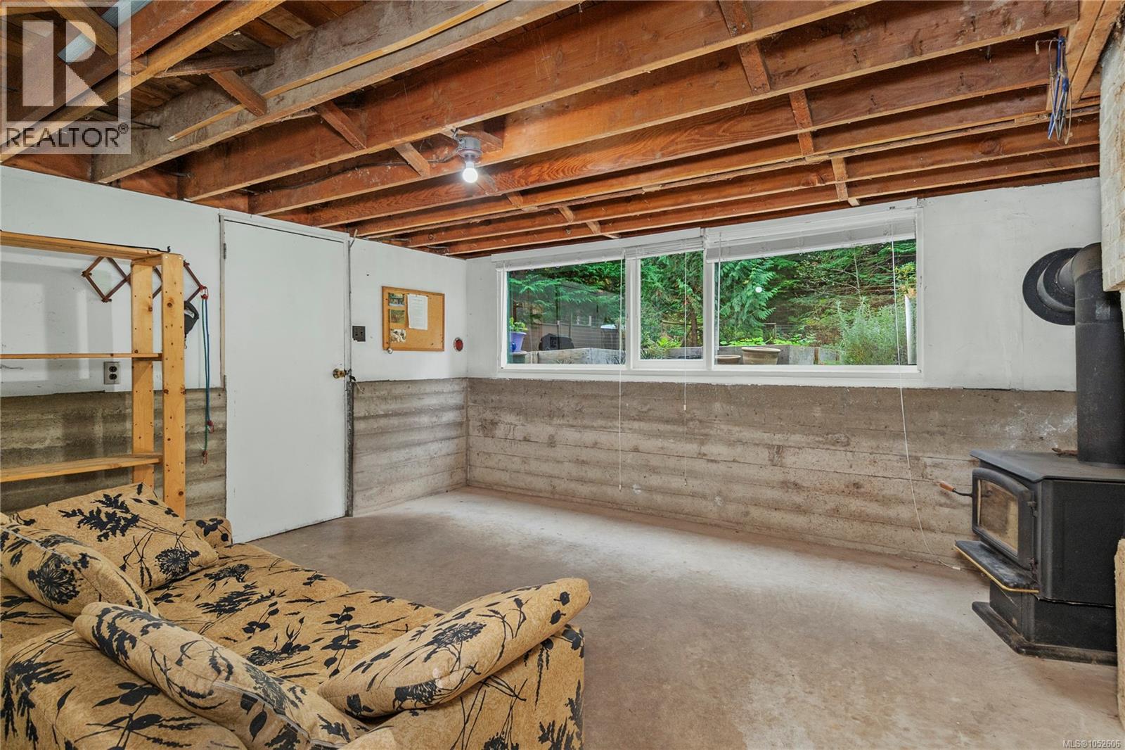 2691 Campbell River Rd Property Photo 29